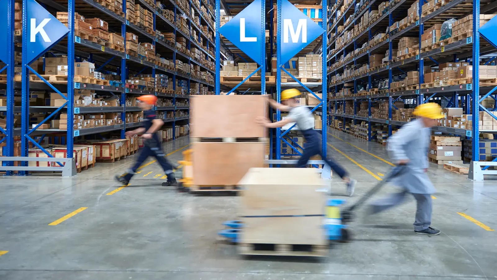 How Cross-docking Fits Into Your Warehouse Management
